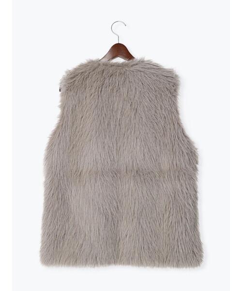 Te chichi TERRASSE（テチチテラス）の「ファーベスト（ベスト・レディース・ベージュ/オフホワイト・F）」の12枚目の写真