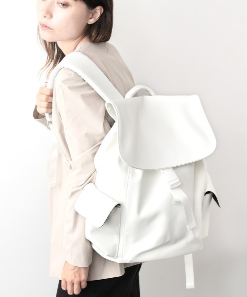 KLON(クローン)の「KLON MATTE COATED RUCK SACK-TRA(バックパック/リュック・レディース・ホワイト/ブラック・FREE)」の17枚目の写真