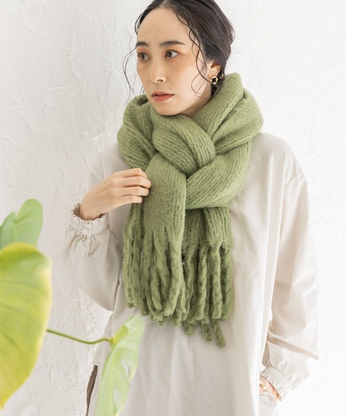 studio CLIP（スタディオクリップ）の「やわらか太フリンジストール（ストール/ショール・レディース・ライトグリーン/オレンジ/モカ/アイボリー/パープル/ブルー・FREE）」の4枚目の写真