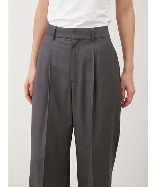 Mila Owen(ミラオーウェン)の「センタープレスタックワイドパンツ(スラックス・レディース・ブラック/グレー/キャメル・1/0)」の10枚目の写真