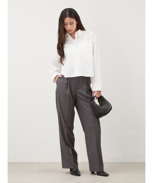 Mila Owen(ミラオーウェン)の「センタープレスタックワイドパンツ(スラックス・レディース・ブラック/グレー/キャメル・1/0)」の15枚目の写真