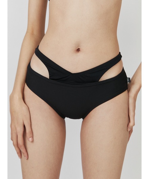 PAMEO POSE（パメオポーズ）の「Byanca Bikini（水着・レディース・ブラック/カーキ・FREE）」の19枚目の写真