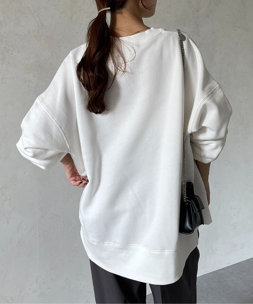 Thevon(ゼボン)の「パール×ネックロゴ裏起毛プルオーバー(Tシャツ/カットソー・レディース・チャコールグレー/オフホワイト/ライム・FREE)」の7枚目の写真