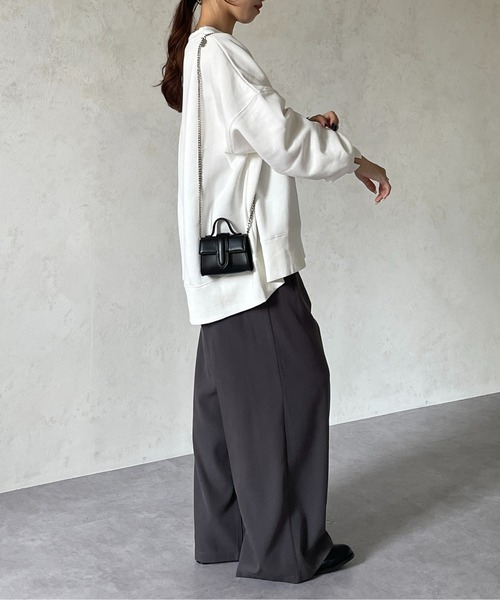 Thevon(ゼボン)の「パール×ネックロゴ裏起毛プルオーバー(Tシャツ/カットソー・レディース・チャコールグレー/オフホワイト/ライム・FREE)」の9枚目の写真