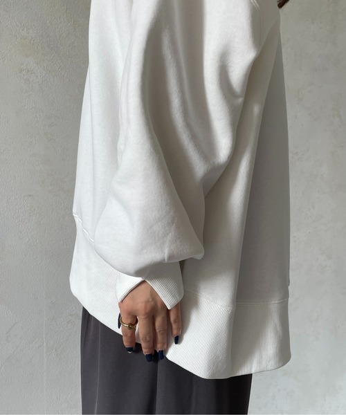 Thevon(ゼボン)の「パール×ネックロゴ裏起毛プルオーバー(Tシャツ/カットソー・レディース・チャコールグレー/オフホワイト/ライム・FREE)」の13枚目の写真
