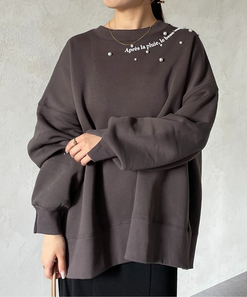Thevon(ゼボン)の「パール×ネックロゴ裏起毛プルオーバー(Tシャツ/カットソー・レディース・チャコールグレー/オフホワイト/ライム・FREE)」の15枚目の写真
