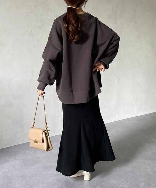 Thevon(ゼボン)の「パール×ネックロゴ裏起毛プルオーバー(Tシャツ/カットソー・レディース・チャコールグレー/オフホワイト/ライム・FREE)」の21枚目の写真