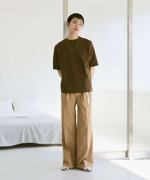 soerte（ソエルテ）の「Basic box cotton blend tee/ベーシックボックスコットンブレンドT（Tシャツ/カットソー・メンズ・ブルー/チャコールグレー/ブラウン/ブラック/ホワイト・1/2/3）」の22枚目の写真