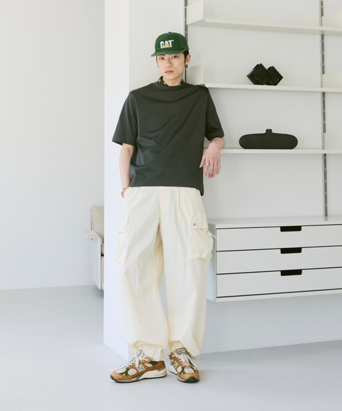 soerte（ソエルテ）の「Basic box cotton blend tee/ベーシックボックスコットンブレンドT（Tシャツ/カットソー・メンズ・ブルー/チャコールグレー/ブラウン/ブラック/ホワイト・1/2/3）」の6枚目の写真