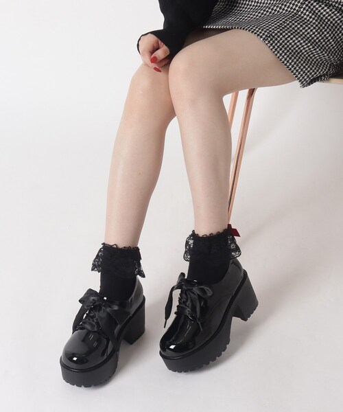 cs T&P(シーエスティーアンドピー)の「厚底サテンリボンレースアップシューズ(パンプス・レディース・ブラック/ブラック系1・S/L/LL/M)」の19枚目の写真