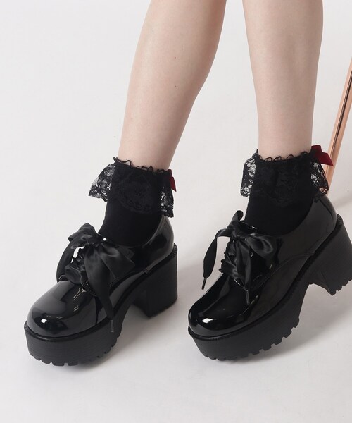 cs T&P(シーエスティーアンドピー)の「厚底サテンリボンレースアップシューズ(パンプス・レディース・ブラック/ブラック系1・S/L/LL/M)」の11枚目の写真