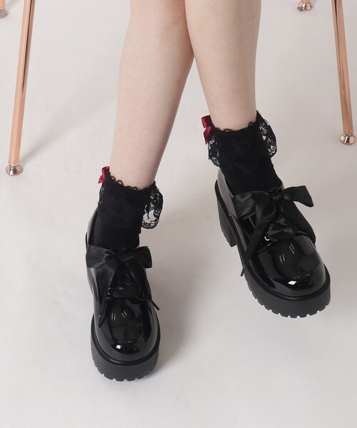 cs T&P(シーエスティーアンドピー)の「厚底サテンリボンレースアップシューズ(パンプス・レディース・ブラック/ブラック系1・S/L/LL/M)」の12枚目の写真