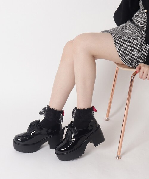 cs T&P(シーエスティーアンドピー)の「厚底サテンリボンレースアップシューズ(パンプス・レディース・ブラック/ブラック系1・S/L/LL/M)」の14枚目の写真