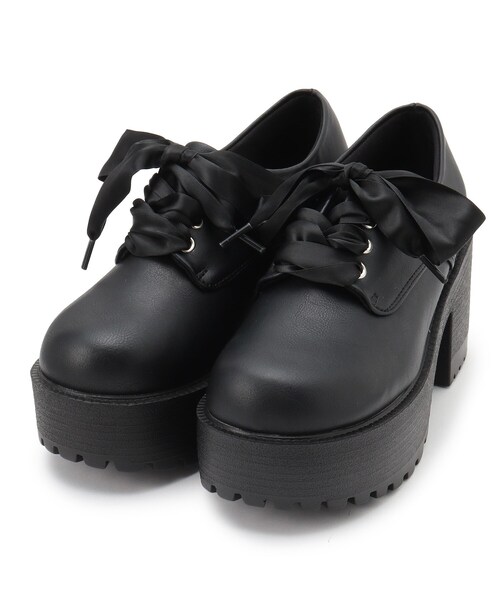 cs T&P(シーエスティーアンドピー)の「厚底サテンリボンレースアップシューズ(パンプス・レディース・ブラック/ブラック系1・S/L/LL/M)」の3枚目の写真