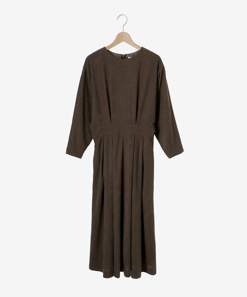 le.coeur blanc（ルクールブラン）の「コーデュロイタックワンピース（ワンピース・レディース・ベージュ/ブラウン・38）」の3枚目の写真