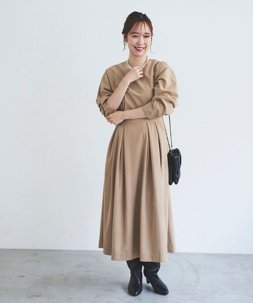 le.coeur blanc（ルクールブラン）の「コーデュロイタックワンピース（ワンピース・レディース・ベージュ/ブラウン・38）」の12枚目の写真