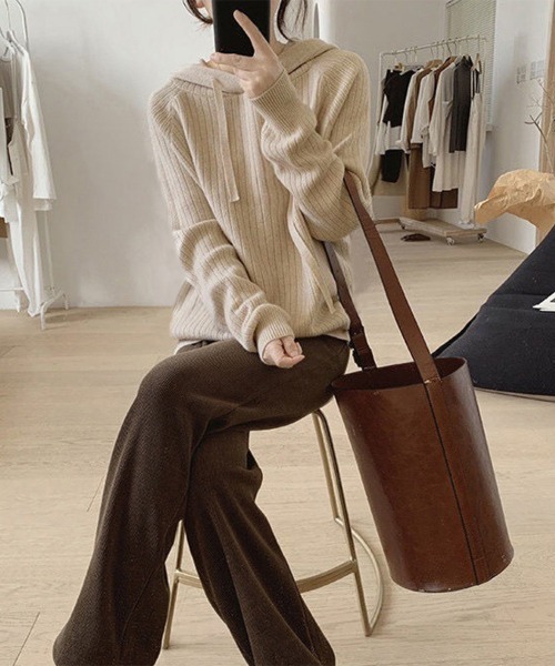 Miniministore(ミニミニストア)の「リブニットパーカーレディース韓国トップス(ニット/セーター・レディース・ダークグレー/ベージュ/ダークブラウン/ブルー/ブラック・フリー)」の19枚目の写真