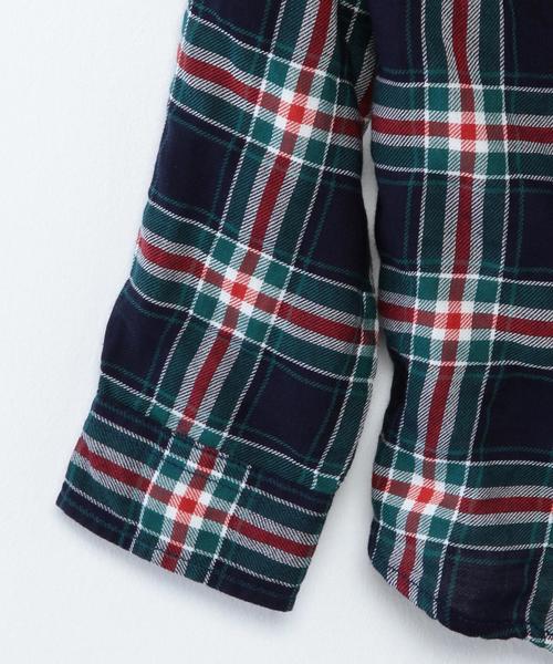 SHIPS（シップス）の「SHIPS KIDS:シャーリング チェック シャツ(kids)（シャツ/ブラウス・キッズ・ネイビー/レッド・100/120/110/130）」の5枚目の写真