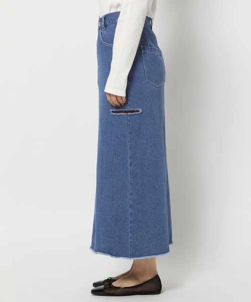 mysty woman（ミスティウーマン）の「サイドスリットデニムスカート 996671（スカート・レディース・ライトブルー/ブラック/ブルー・FREE）」の11枚目の写真