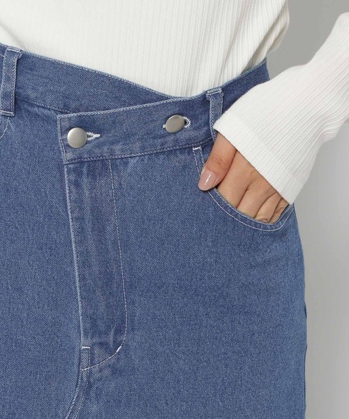 mysty woman（ミスティウーマン）の「サイドスリットデニムスカート 996671（スカート・レディース・ライトブルー/ブラック/ブルー・FREE）」の17枚目の写真