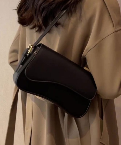 SHEPP(シープ)の「ワンハンドル ショルダーバッグ(ショルダーバッグ・レディース・ブラック/シルバー/ダークブラウン/ホワイト・FREE)」の14枚目の写真