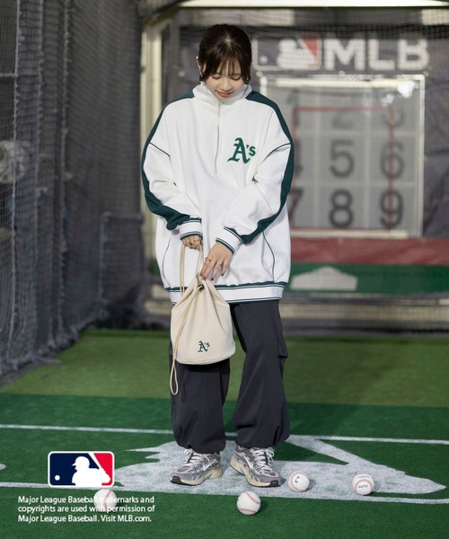 LEPSIM（レプシィム）の「MLB ハーフジップ配色プルオーバー　100690（Tシャツ/カットソー・レディース・グレー/オフホワイト/ブルー・FREE）」の7枚目の写真