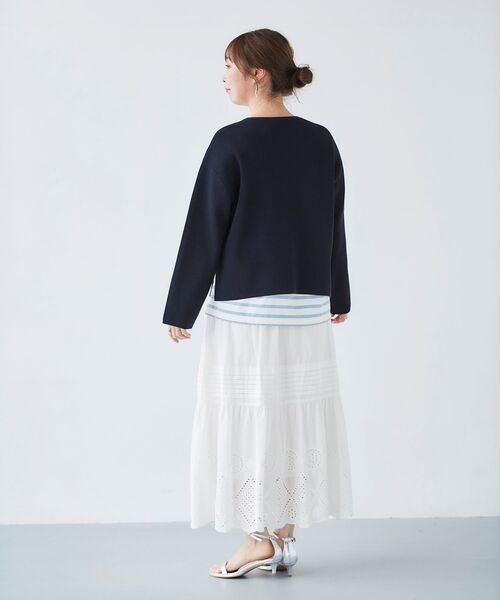 le.coeur blanc(ルクールブラン)の「ミラノリブニットジャケット(その他アウター・レディース・ネイビー/オフホワイト/サックスブルー・38)」の16枚目の写真