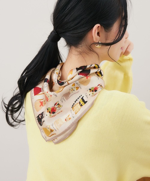 KATHARINE ROSS(キャサリンロス)の「【KATHARINE ROSS】シルクスカーフ ネコ WEB限定(バンダナ/スカーフ・レディース・ブラック/ベージュ/グリーン・MEDIUM)」の11枚目の写真