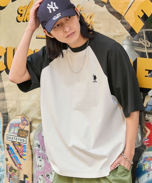 U.S. POLO ASSN.（ユーエスポロアッスン）の「U.S. POLO ASSN. /ユーエスポロアッスン 別注 ワンポイント刺繍 ラグラン配色オーバーサイズ半袖Tシャツ（Tシャツ/カットソー・レディース・チャコールグレー/ブラック系2/ブラック/カーキ/ボルドー/ブラウン/ブラック系1/ネイビー/ワインレッド/ブラウン系/ダークグリーン・S/M/L/XL）」の12枚目の写真