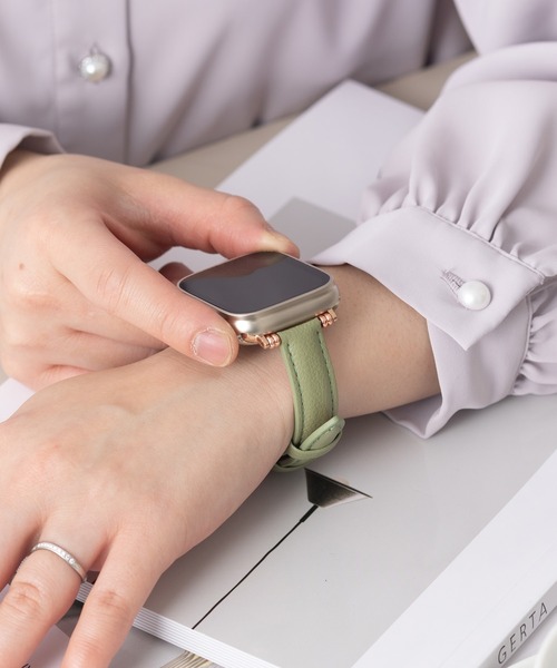 emonique(エモニーク)の「本革レザー Apple Watch バンド スマートウォッチバンド【38/40/41/42/44/45/49mm対応】(デジタル腕時計・レディース・ベージュ/ピンク/ブルー/オレンジ/グリーン・42/38)」の3枚目の写真