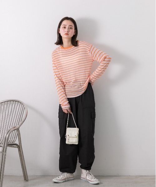 ad thie(アドティエ)の「カラーボーダー シアープルオーバー(Tシャツ/カットソー・レディース・ブラック/ブルー/オレンジ/ピンク/グリーン・FREE)」の21枚目の写真