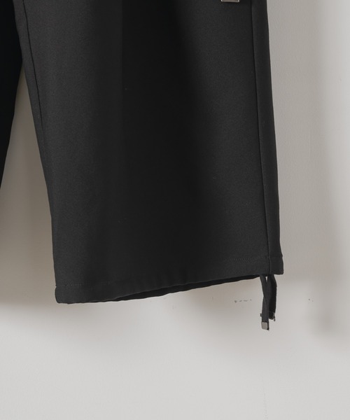 DOOPZ(ドープス)の「Parachute Wide Cargo Pants - パラシュートワイドカーゴパンツ(カーゴパンツ・メンズ・ブラック/ベージュ/ブラウン・MEDIUM/SMALL/LARGE)」の8枚目の写真