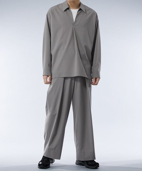 UNITED TOKYO（ユナイテッドトウキョウ）の「DRY WOOL スキッパーポロ｜セットアップ着用可能（シャツ/ブラウス・メンズ・ブラック/グレー・1/2）」の3枚目の写真