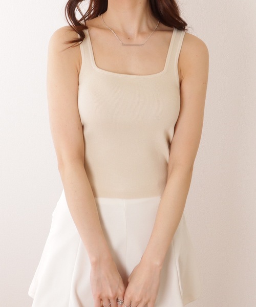 Lace Ladies(レースレディース)の「ソリッドカラー スクエアネック コンパクト ニット タンクトップ(タンクトップ・レディース・アイボリー/ブラック/マスタード/ワインレッド・M)」の20枚目の写真