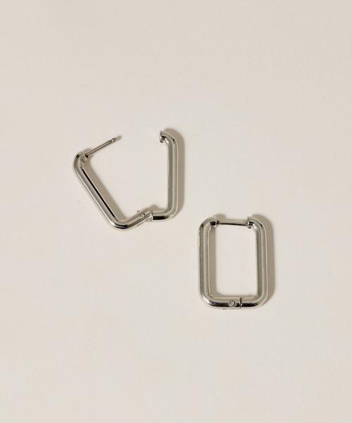 novice（ノーヴィス）の「【novice】Hinged Rectangle Hoop Pierce［Stainless］（ピアス（両耳用）・レディース・ゴールド/シルバー・FREE）」の11枚目の写真