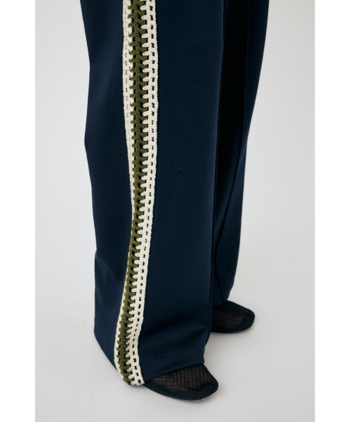 MOUSSY（マウジー）の「CROCHET SIDE LINE パンツ（その他パンツ・レディース・ホワイト/ネイビー・2/1）」の4枚目の写真