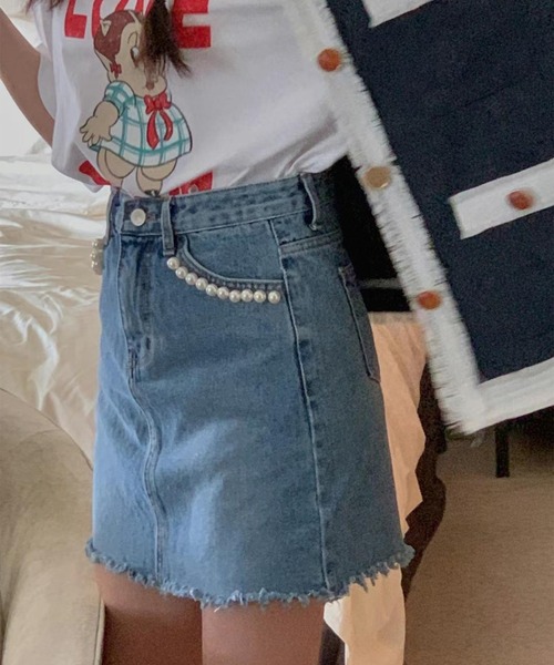 leune(ルネ)の「パールデニムミニスカート(スカート・レディース・ブルー/ブラック・FREE)」の19枚目の写真