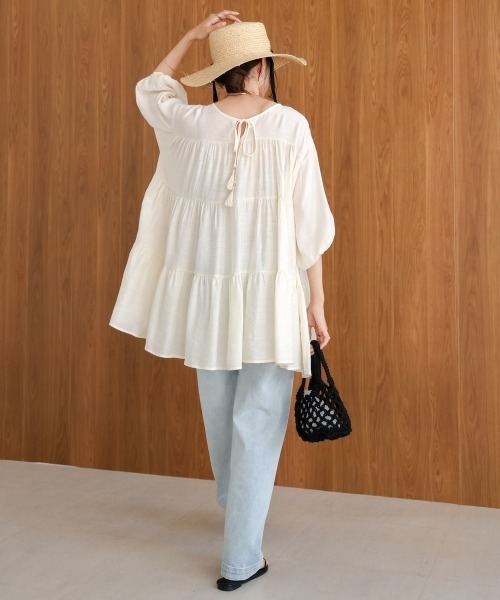 Bab（バブ）の「前後2WAYティアードトップス（シャツ/ブラウス・レディース・アイボリー/ベージュ/ブルー・M）」の7枚目の写真