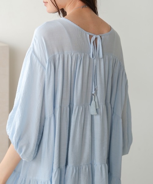 Bab（バブ）の「前後2WAYティアードトップス（シャツ/ブラウス・レディース・アイボリー/ベージュ/ブルー・M）」の14枚目の写真