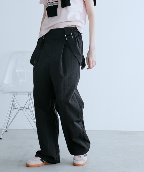 Auntie Rosa Holiday（アンティローザホリデー）の「ナイロンサイドシャーリングサロペット（サロペット/オーバーオール・レディース・カーキ/ブラック・FREE）」の13枚目の写真