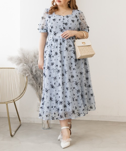 CLETTE(クレット)の「袖リボンフロッキー花柄シアーワンピース(ワンピース・レディース・ブルー/アイボリー・LL/3L/4L)」の11枚目の写真