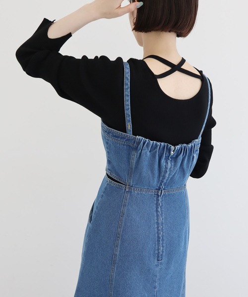 earth music&ecology（アースミュージックアンドエコロジー）の「サイドカットデニムキャミワンピース（ワンピース・レディース・ブラック/インディゴブルー・FREE）」の6枚目の写真