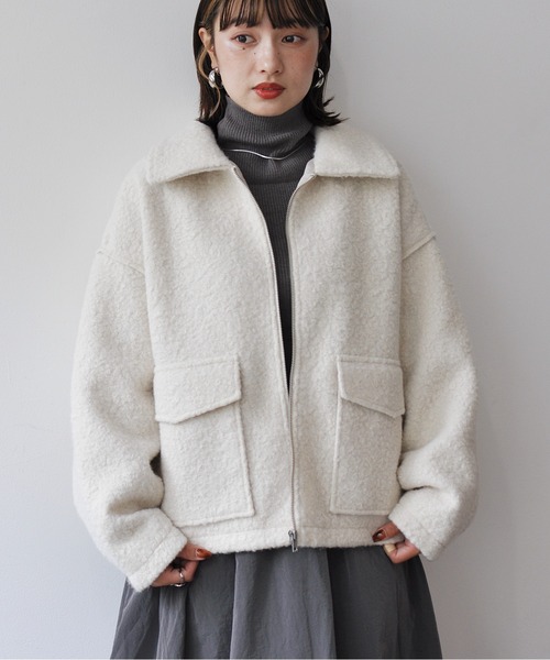 Meli rich（メリーリッチ）の「フロントダブルポケット付きジップブルゾン（ブルゾン・レディース・ブラック/アイボリー/ブラウン・MEDIUM）」の4枚目の写真