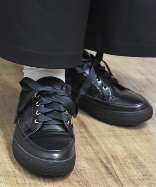 axes femme（アクシーズファム）の「レース切替フラットスニーカー（スニーカー・レディース・ブラック/ピンク/キナリ・LARGE/MEDIUM）」の3枚目の写真