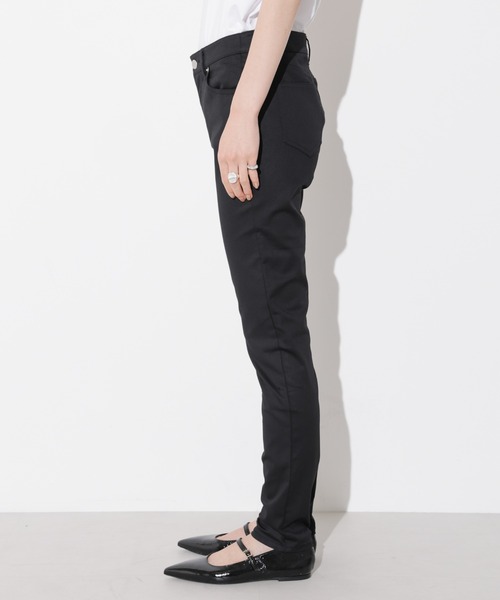 Apo(s)ture(アポスチャー)の「NANCY-003/チノストレッチローライズスキニーパンツ(チノパンツ・レディース・ベージュ/モカ/ホワイト/ブラック・XS/S/M/L/XL)」の11枚目の写真