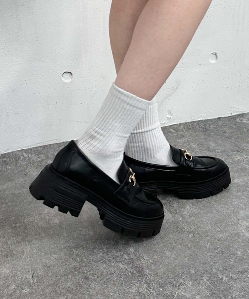 archives（アルシーヴ）の「厚底ローファー（ローファー・レディース・ブラック/チャコールグレー・23.5/24.5）」の11枚目の写真