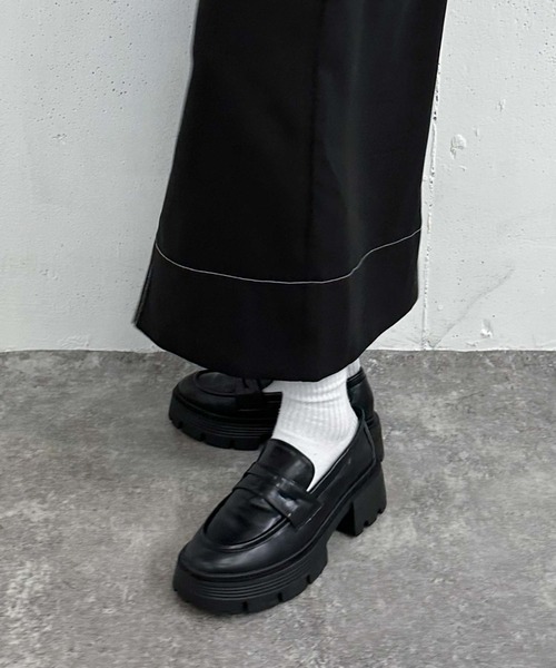 archives（アルシーヴ）の「厚底ローファー（ローファー・レディース・ブラック/チャコールグレー・23.5/24.5）」の20枚目の写真