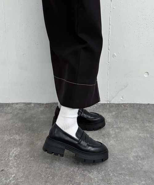 archives（アルシーヴ）の「厚底ローファー（ローファー・レディース・ブラック/チャコールグレー・23.5/24.5）」の19枚目の写真