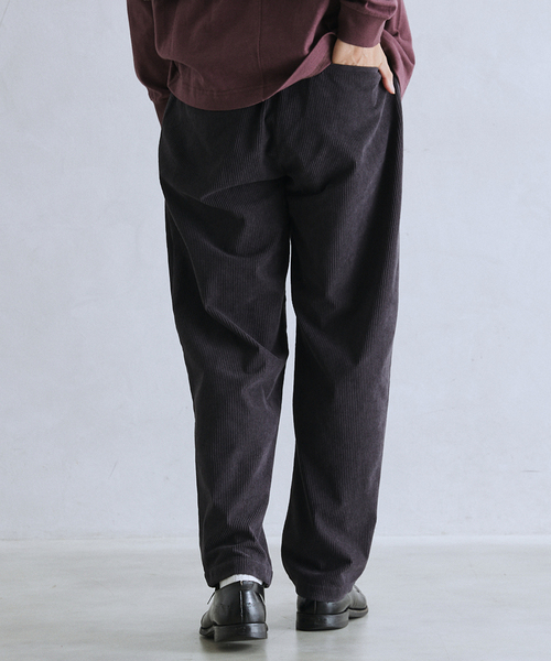 JOURNAL STANDARD relume(ジャーナルスタンダード レリューム)の「TECH SOLOTEX コーデュロイウォッシャブル イージースラックス(スラックス・メンズ・チョコ/ブラック/チャコールグレー/ベージュ系その他・LARGE/X-LARGE/MEDIUM/SMALL)」の14枚目の写真