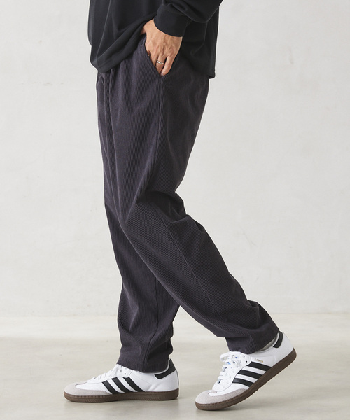JOURNAL STANDARD relume(ジャーナルスタンダード レリューム)の「TECH SOLOTEX コーデュロイウォッシャブル イージースラックス(スラックス・メンズ・チョコ/ブラック/チャコールグレー/ベージュ系その他・LARGE/X-LARGE/MEDIUM/SMALL)」の21枚目の写真